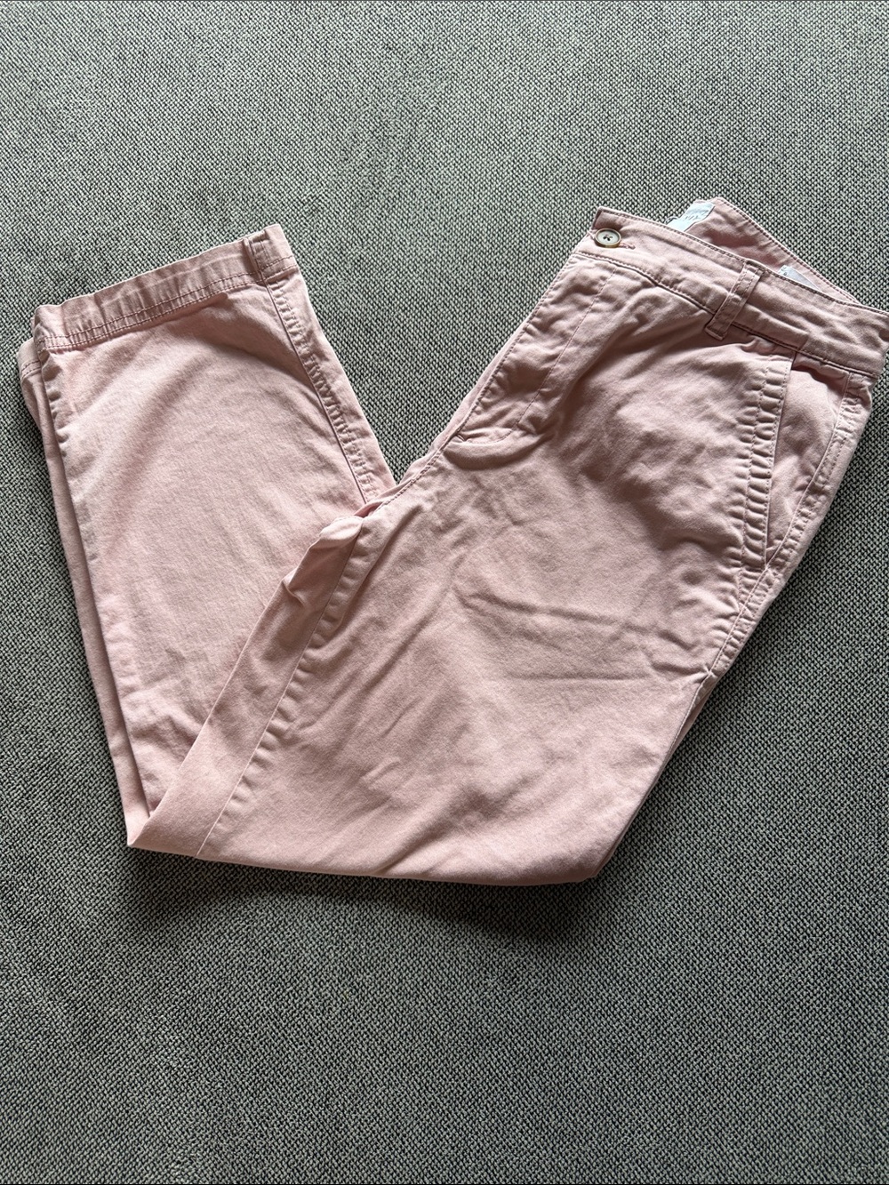 GAP Women's Blush Pink Capris sz 6